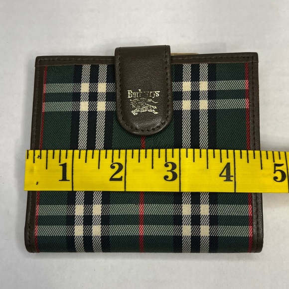 vintage Burberrys Green Nova check bi-fold kiss lock wallet - Picture 14 of 15